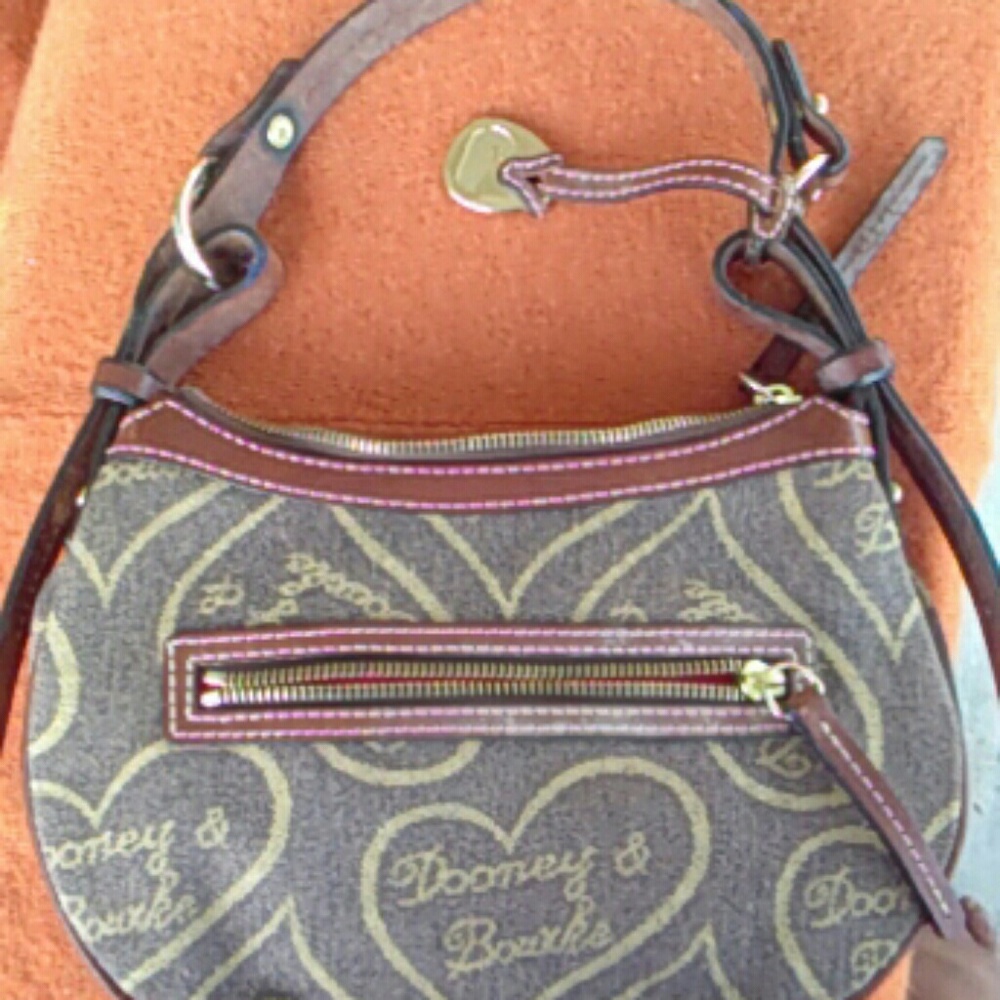 Hand purse